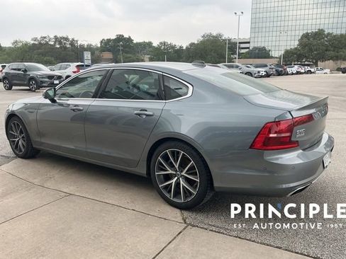 Used 2018 Volvo S90 T6 Momentum w/ Convenience Package AWD/4WD image 4