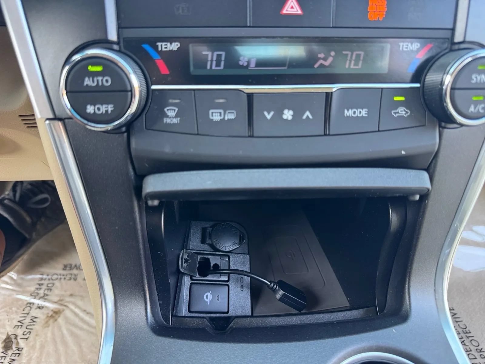 Used 2015 Toyota Camry XLE w/ Convenience Package FWD image 25