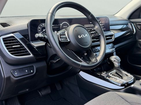 Certified 2024 Kia Seltos S AWD/4WD image 18