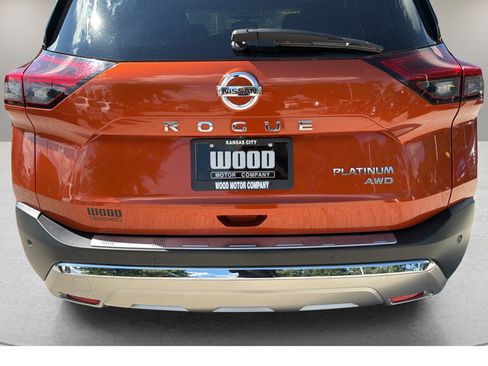 Used 2021 Nissan Rogue Platinum AWD/4WD image 7
