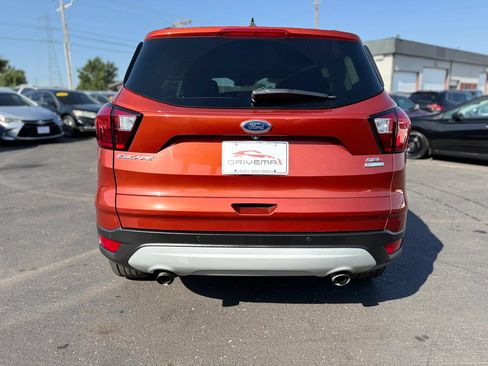 Used 2019 Ford Escape SEL FWD image 4