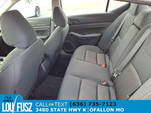Used 2025 Nissan Altima 2.5 SV FWD image 25