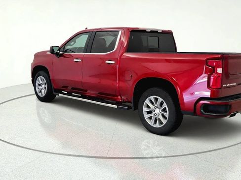 Used 2022 Chevrolet Silverado 1500 High Country w/ Z71 Off-Road Package AWD/4WD image 4