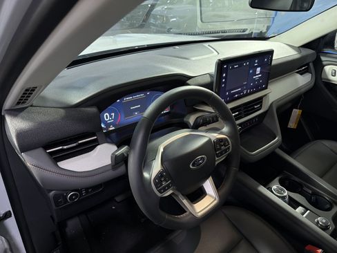 New 2026 Ford Explorer Active w/ Active Comfort Package AWD/4WD image 21