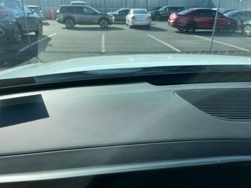 Used 2025 Hyundai Kona SEL image 34