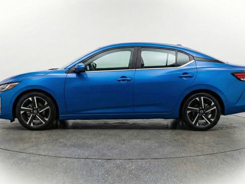 Used 2025 Nissan Sentra SV FWD image 5