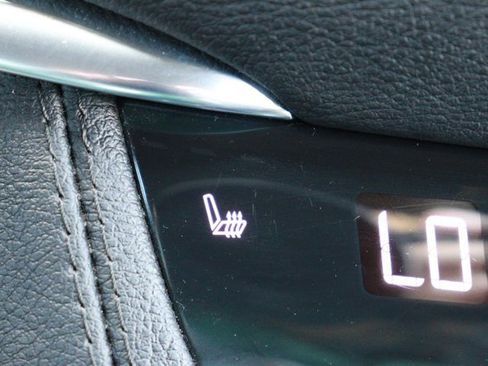 Used 2023 Cadillac XT5 Premium Luxury FWD image 15