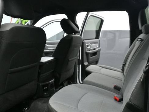 Used 2023 RAM 2500 Big Horn w/ Level 1 Equipment Group AWD/4WD image 13