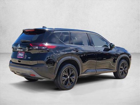 Used 2021 Nissan Rogue SV FWD image 5