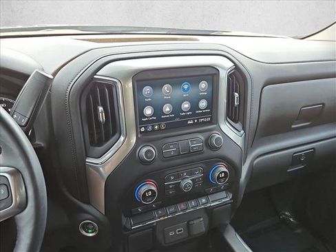 Used 2022 Chevrolet Silverado 1500 RST w/ Redline Edition AWD/4WD image 14