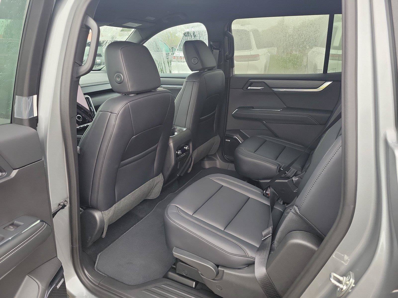 New 2027 GMC Acadia Elevation w/ Black Edition AWD/4WD image 13