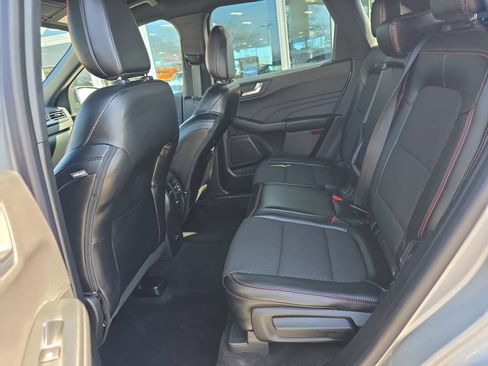 Certified 2023 Ford Escape ST-Line w/ Tech Pack #1 AWD/4WD image 36