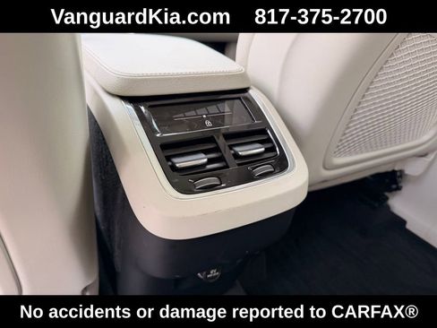 Used 2019 Volvo XC90 T5 Momentum w/ Multimedia Package image 26