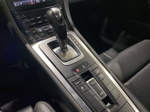 Used 2017 Porsche 718 Boxster S image 9