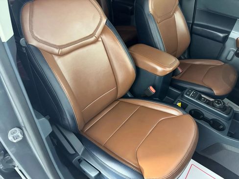 Used 2022 Ford Maverick Lariat FWD image 33