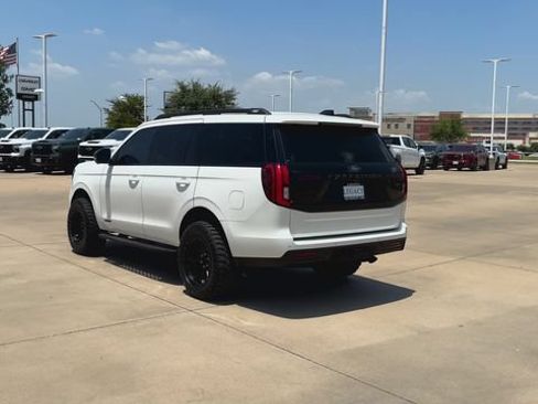 Used 2026 Ford Expedition Tremor AWD/4WD image 6