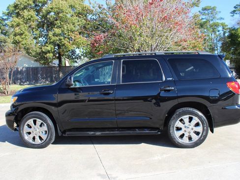 Used 2008 Toyota Sequoia SR5 image 1
