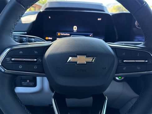 New 2026 Chevrolet Suburban Premier image 26