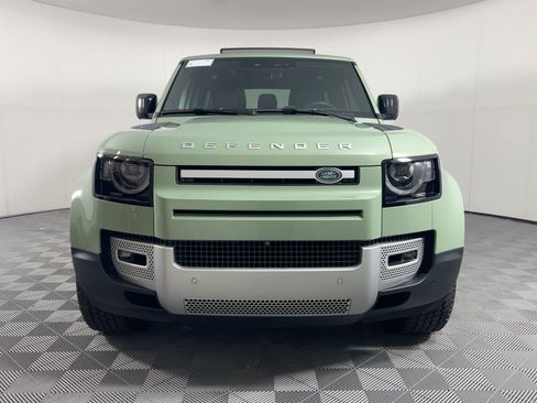 Used 2023 Land Rover Defender 110 75th Limited Edition image 5