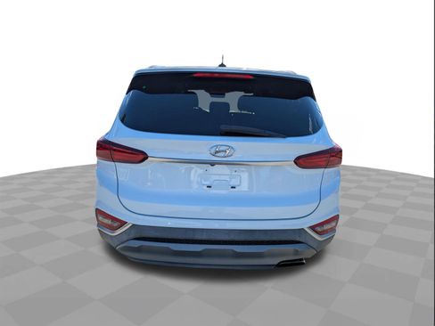 Used 2020 Hyundai Santa Fe SE image 5