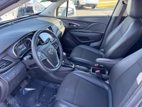 Used 2019 Buick Encore Sport Touring image 9