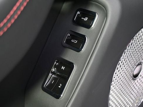 New 2025 Bentley Flying Spur Plug-In Hybrid image 29