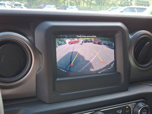 Certified 2021 Jeep Wrangler Unlimited Sport image 18