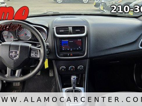 Used 2013 Dodge Avenger SE FWD image 32