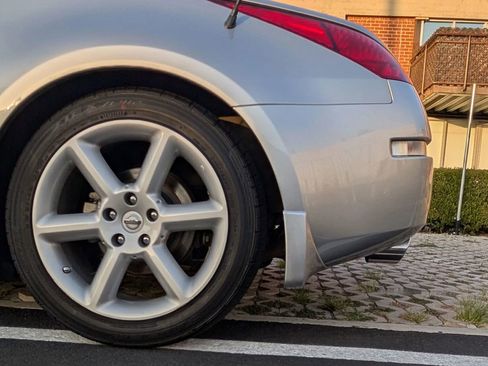 Used 2003 Nissan 350Z Touring image 7