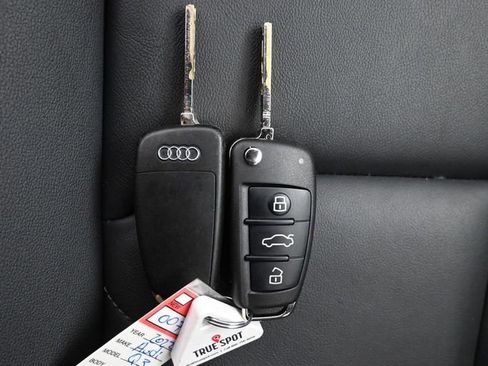 Used 2022 Audi Q3 2.0T Premium w/ Convenience Package AWD/4WD image 23