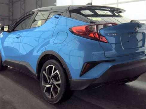 Used 2019 Toyota C-HR XLE FWD image 8