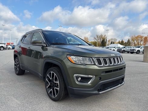 Used 2019 Jeep Compass Limited image 14
