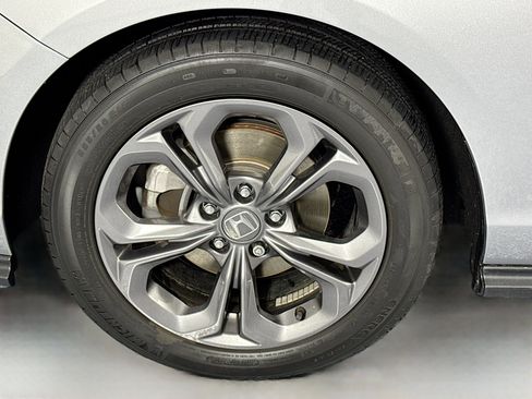 Certified 2023 Honda Accord EX image 30