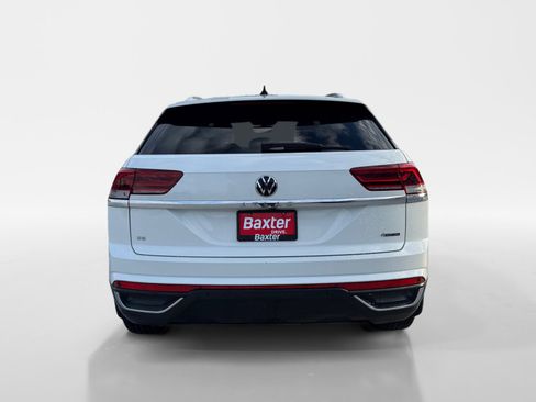 Certified 2023 Volkswagen Atlas Cross Sport SE image 11