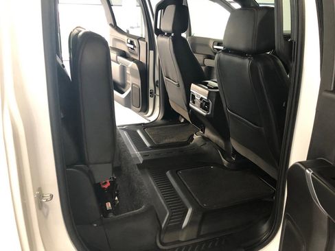 Used 2021 GMC Sierra 1500 AT4 w/ AT4 Premium Package image 18