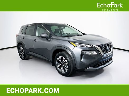 Used 2023 Nissan Rogue SV image 1