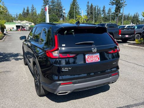 Used 2024 Honda CR-V Sport Touring image 9