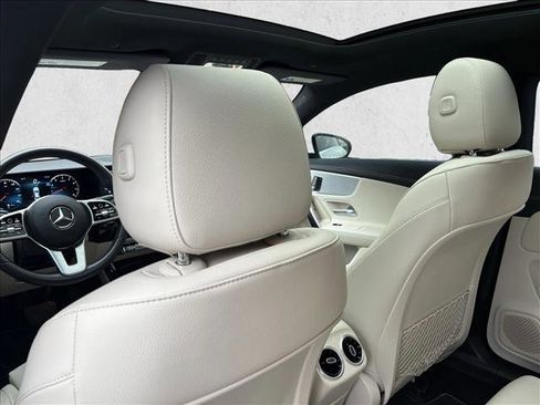 Certified 2022 Mercedes-Benz CLA 250 image 12