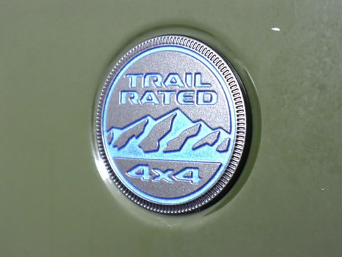 Used 2023 Jeep Wrangler Unlimited w/ Sun & Screen Package AWD/4WD image 41