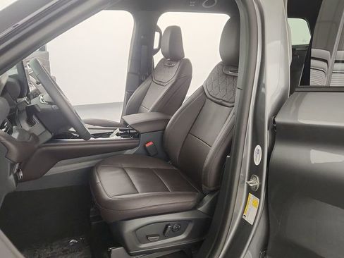 New 2026 Ford Explorer Platinum image 15