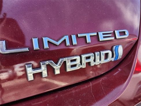 Used 2021 Toyota Avalon Limited w/ Advanced Safety Package image 5