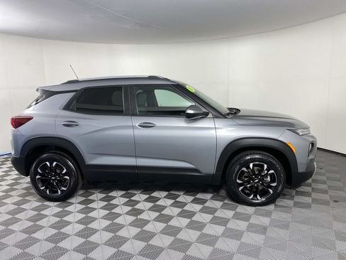 Used 2023 Chevrolet TrailBlazer LT w/ Convenience Package AWD/4WD image 11