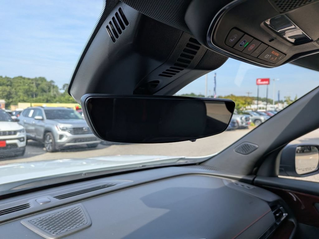 New 2026 Chevrolet Traverse RS w/ LPO, Floor Liner Package FWD image 25