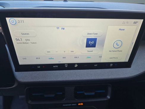 New 2025 Ford Maverick XLT w/ Equipment Group 302A image 25