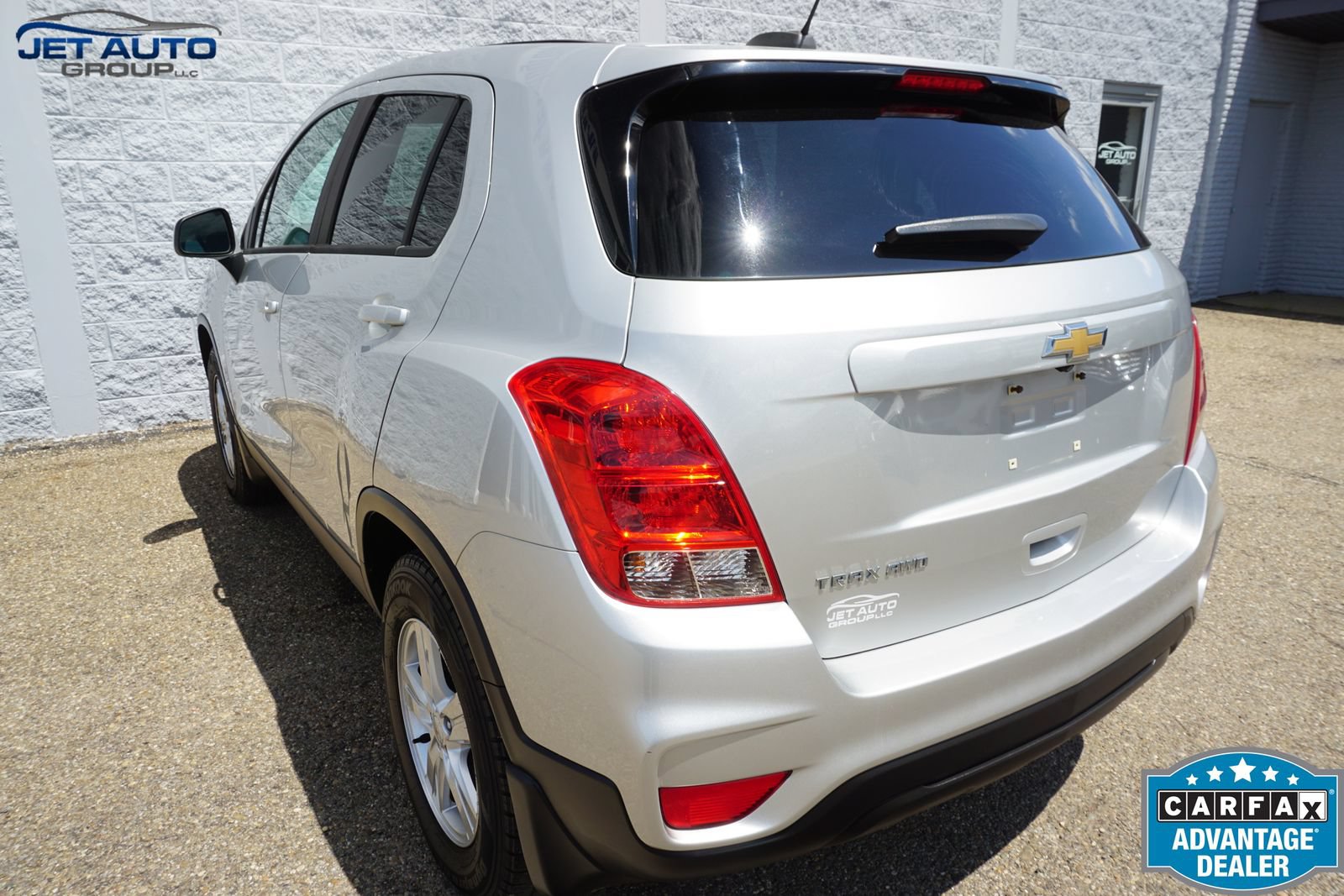 Used 2020 Chevrolet Trax LS w/ Tint and Cruise Package AWD/4WD image 9