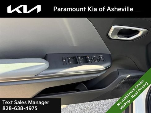 New 2026 Kia K4 FWD image 23