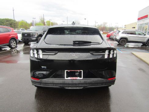 Used 2025 Ford Mustang Mach-E Premium image 8