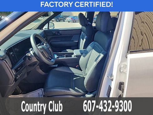 Certified 2025 Hyundai Santa Fe Calligraphy image 11