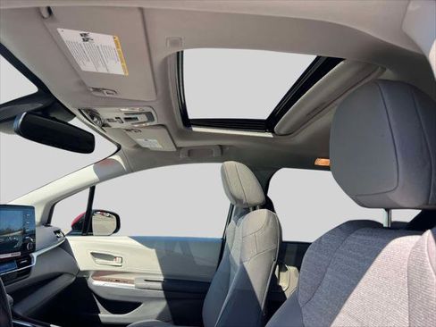 Certified 2024 Toyota Sienna LE w/ LE Plus Package AWD/4WD image 19