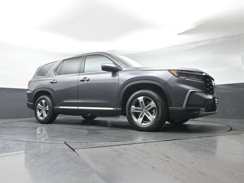 Certified 2023 Honda Pilot EX-L image 36